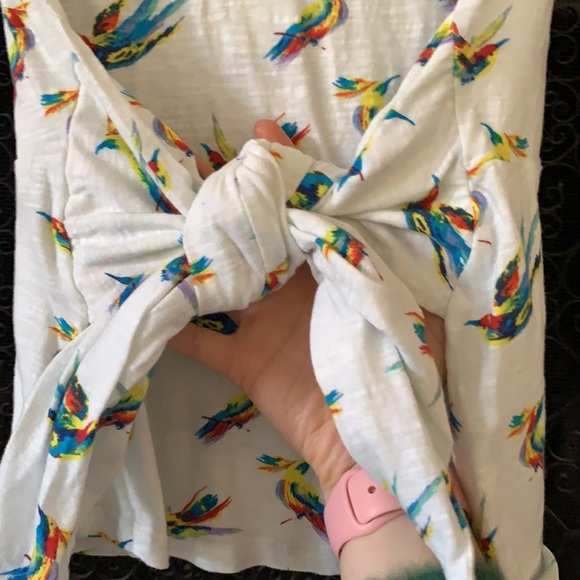 Meadow Rue by Anthropologie White Rainbow Pajaro Bird Print Tee Shirt Small NWOT - Picture 6 of 16